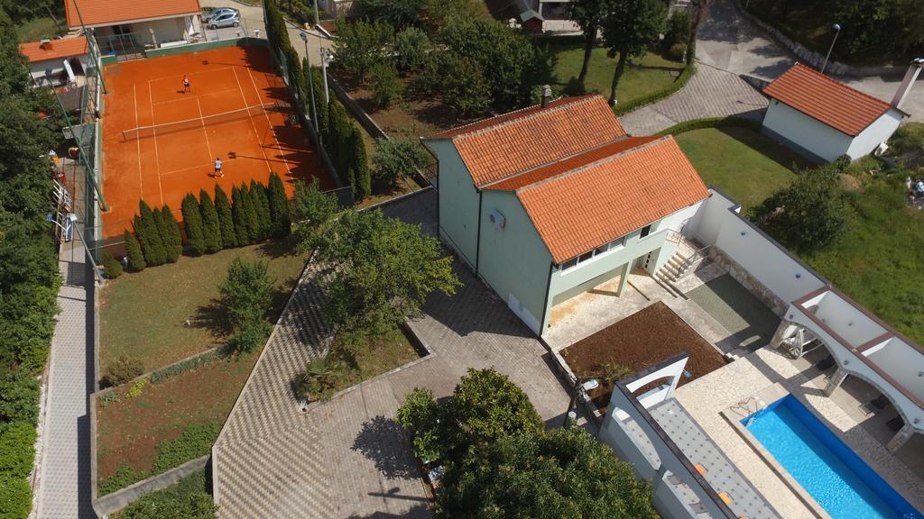 Holiday Home Rozic - Villa With Private Seasonal Heated Pool โมสตาร์ ภายนอก รูปภาพ
